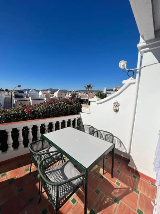 Beautiful Views, Pool & Just 10Min To The Beach Nerja Exterior photo